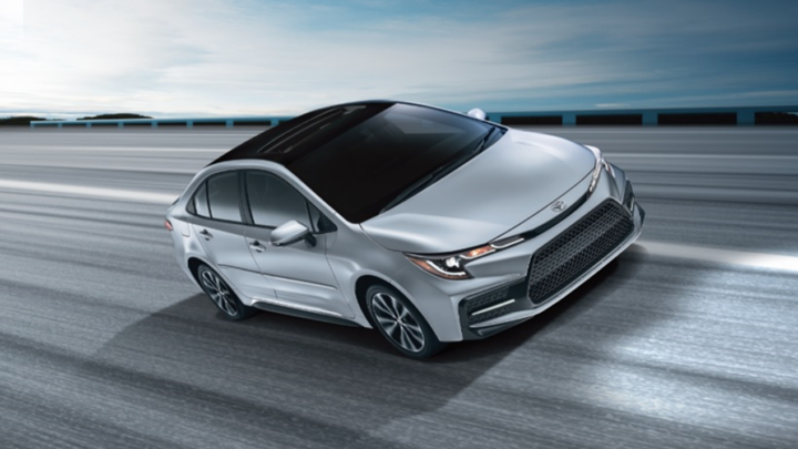 Toyota Corolla 2021 llega a los pisos de venta