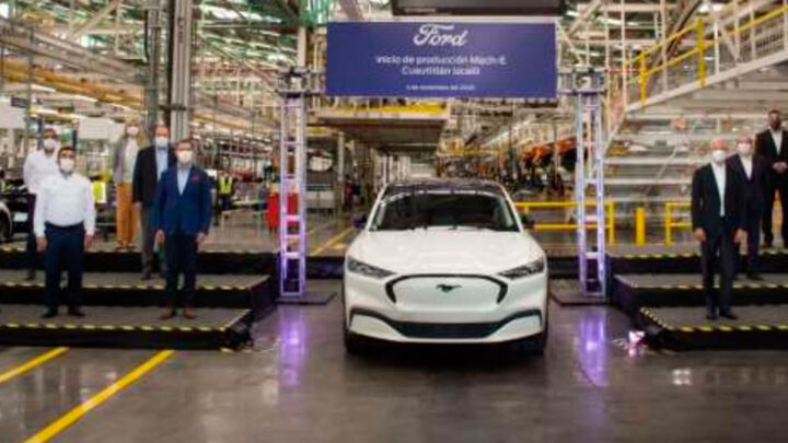 Inicia la producción del primer vehículo eléctrico de Ford en México: Mustang Mach-E