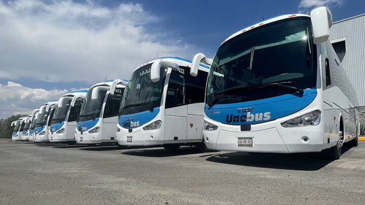 Scania entrega 17 autobuses a Grupo Flecha Amarilla