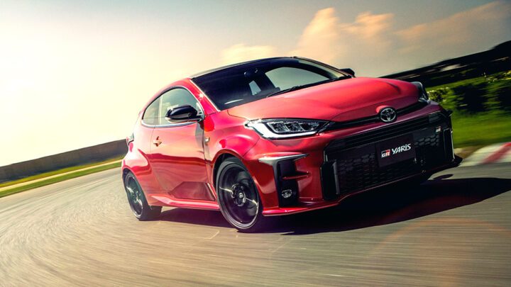 Con GR Yaris ¡el verano se pone hot!