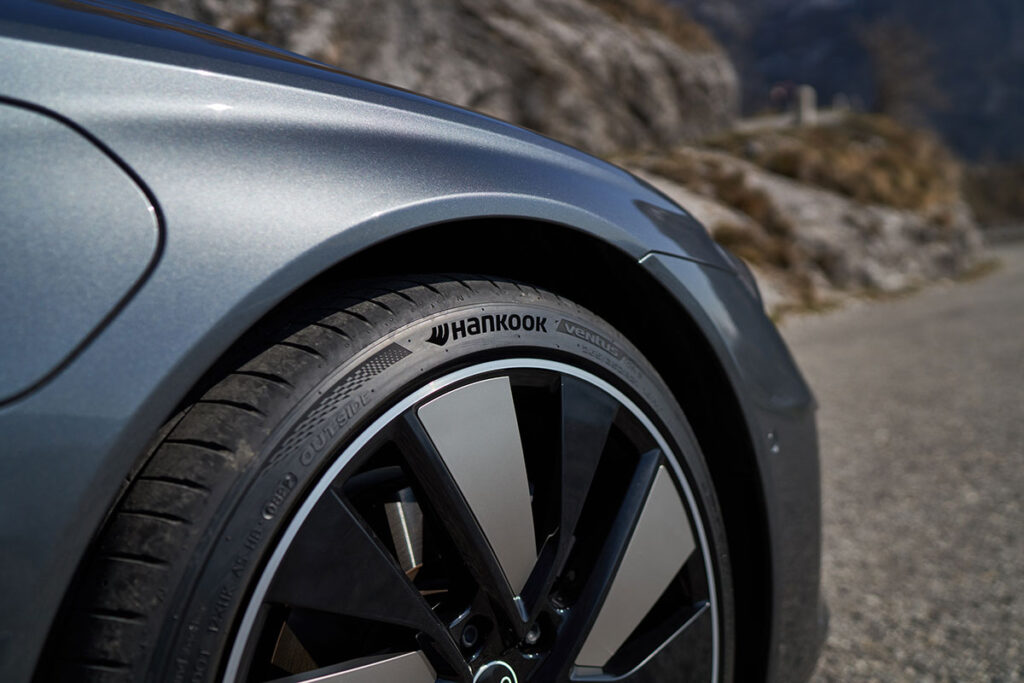 Hankook_Ventus_iON_S