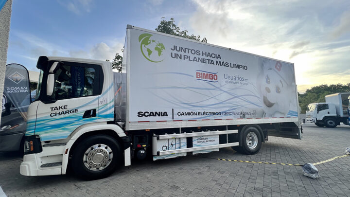 Bimbo pone a rodar primer camión eléctrico de Scania en México