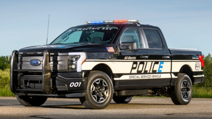 Ford presenta la primera pick-up eléctrica hecha para policías