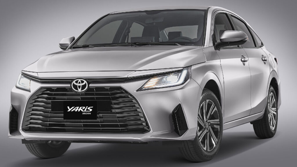 toyta-Nuevo-Yaris-Sedán