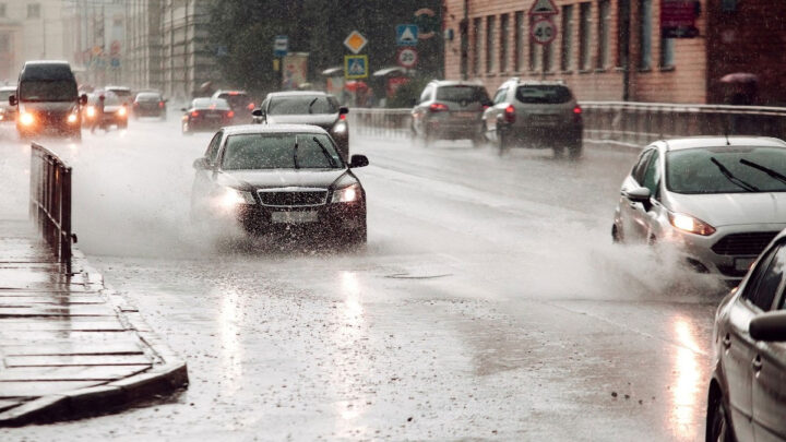 Aumento de siniestros vehiculares por lluvias intensifica la necesidad de aseguramiento