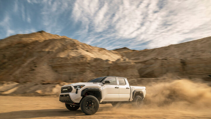 Tacoma 2025 llega con una nueva versión TRD PRO HEV