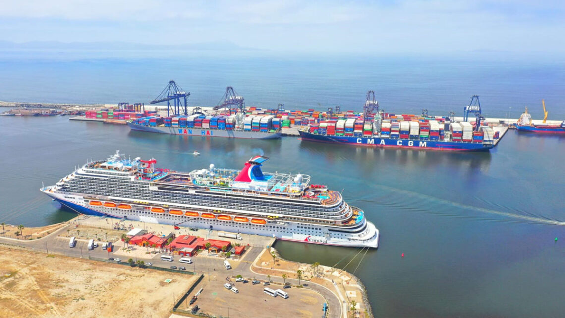 Hutchison Ports EIT logra primer arribo simultáneo Hutchison Ports EIT logra primer arribo simultáneo