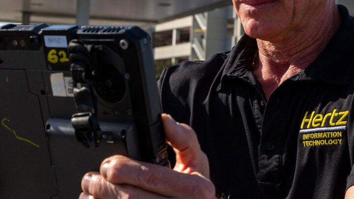 Hertz implementa nueva tecnología para agilizar la entrega de vehículos en aeropuertos