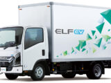 ELF-EV-Acero-Verde-Isuzu