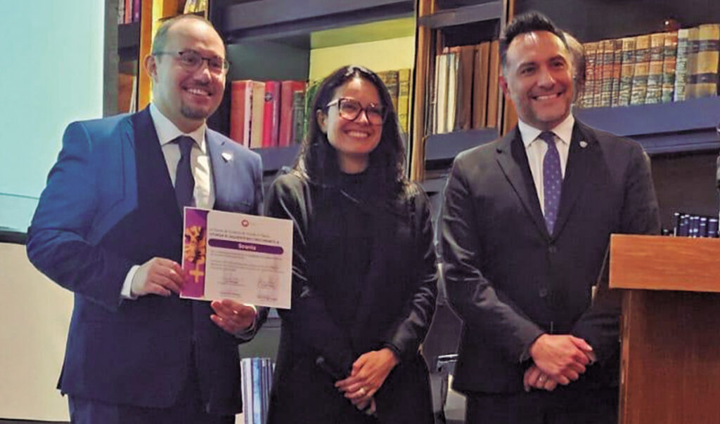 CanCham-reconoce-a-Conductoras-Scania