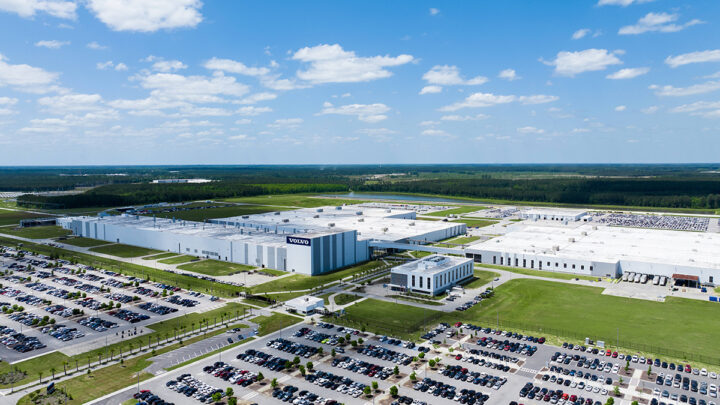 Volvo Cars producirá el exitoso Volvo XC60 en EEUU a partir de 2026