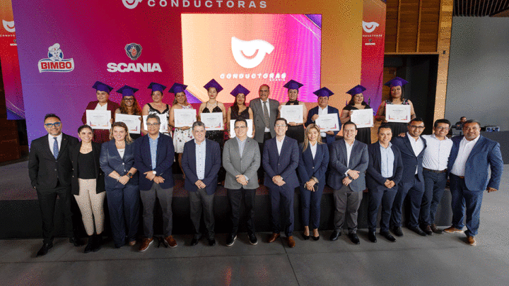 Scania y Grupo Bimbo gradúan a 6ª generación de Conductoras