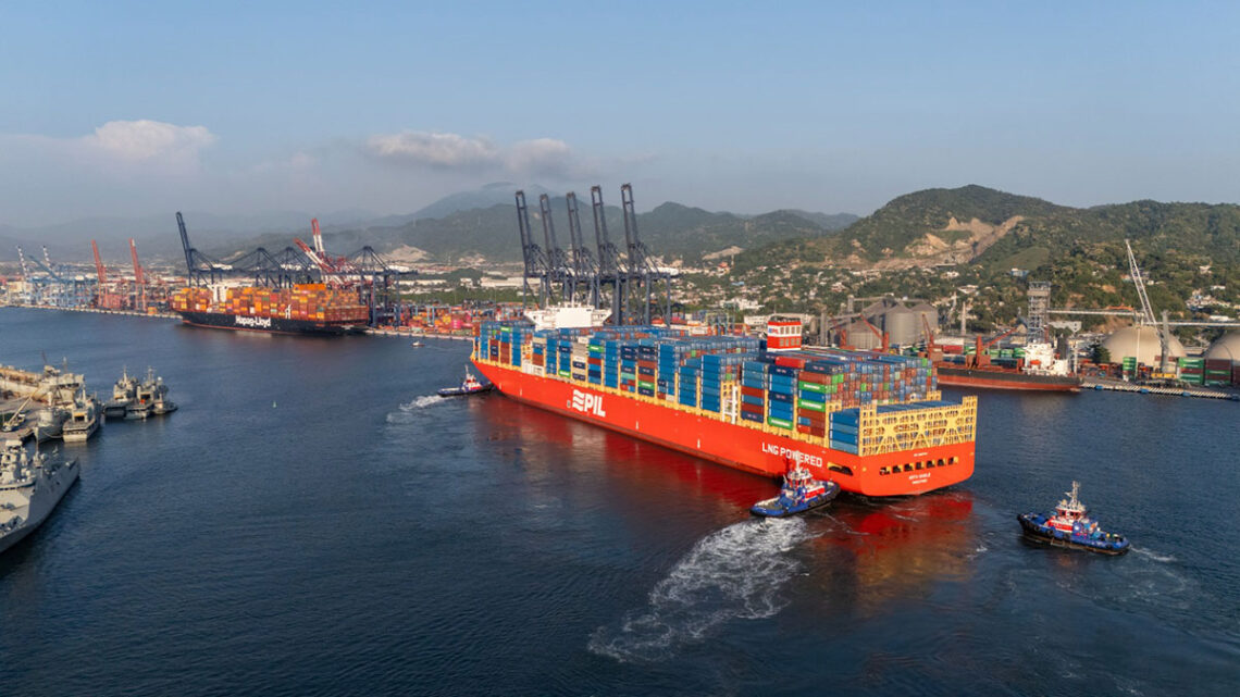 Manzanillo se consolida como el principal puerto de México 