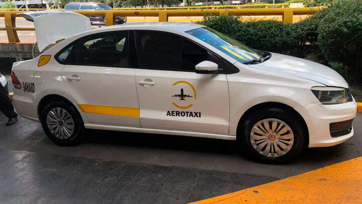 Denuncian  en el AICM extorsión en Aerotaxi