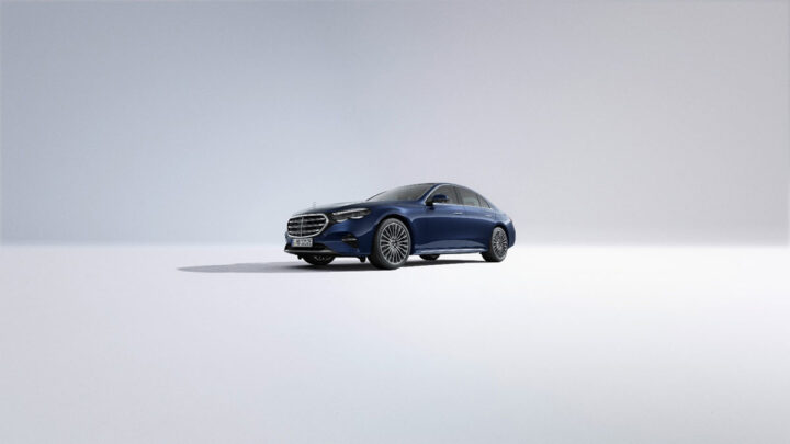 Nuevo E 350 e with EQ Hybrid Technology 26MY: El sedán de negocios más inteligente