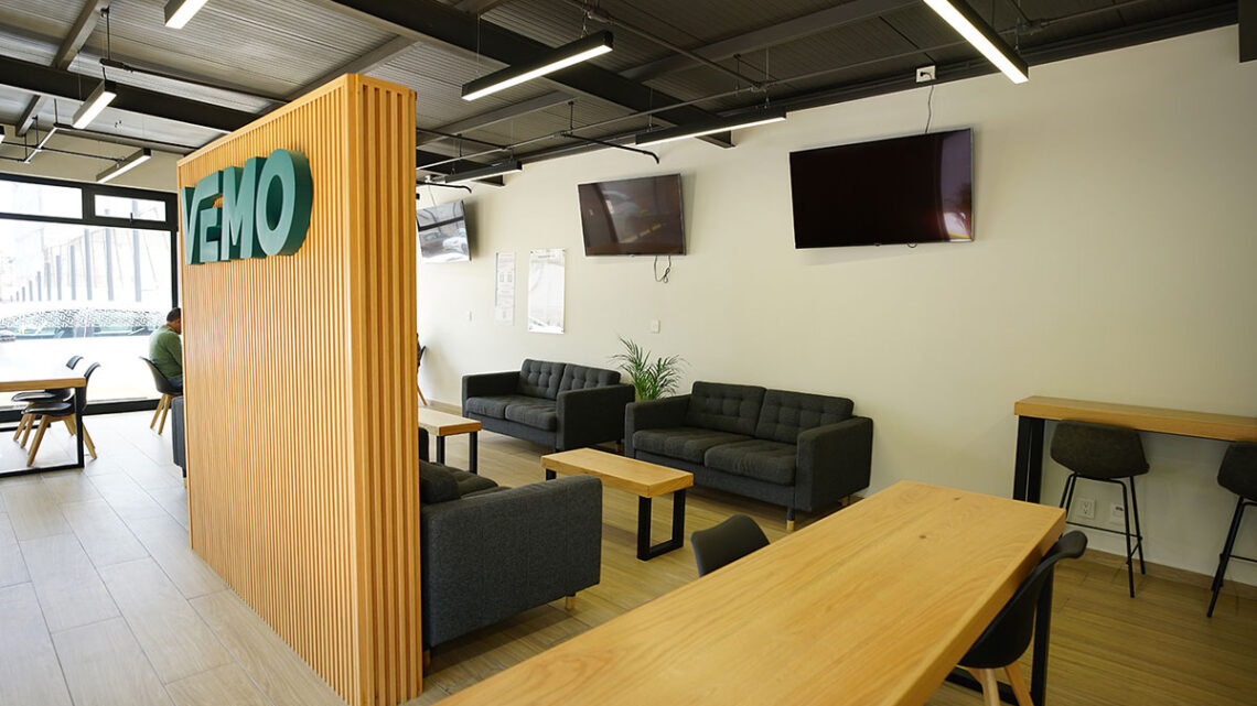 VEMO abre el mayor hub de recarga eléctrica en México