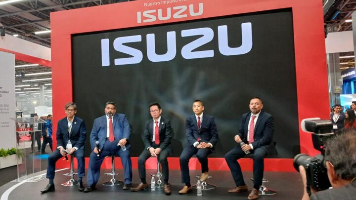 ISUZU México presenta los nuevos FORWARD 1800 y 2000