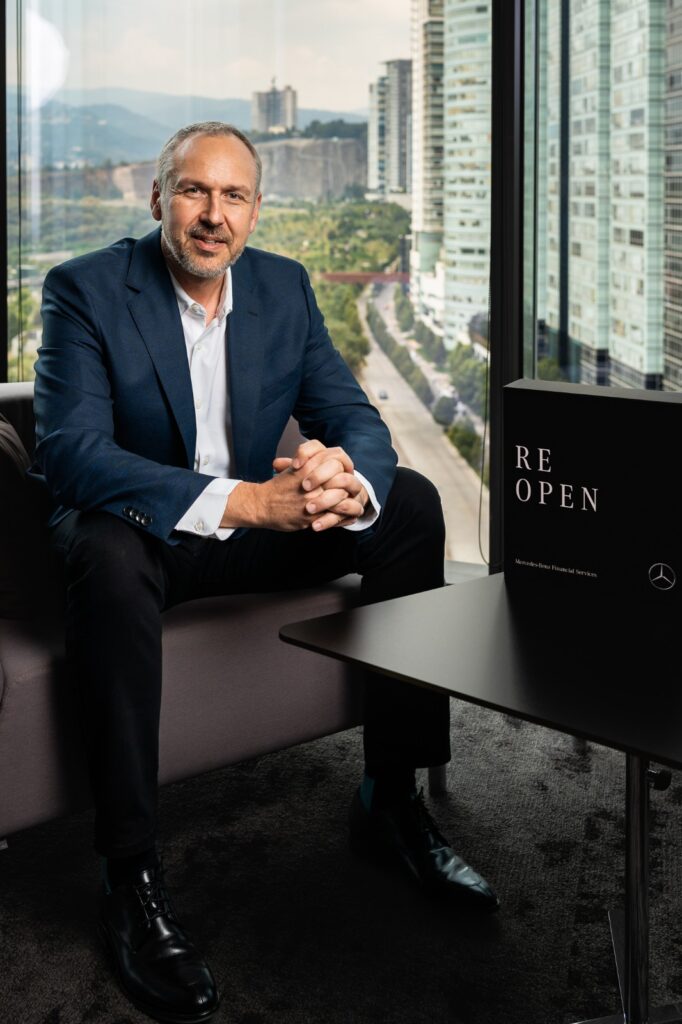 Derrick Halvorsen-CEO-Mercedes.Benz-México