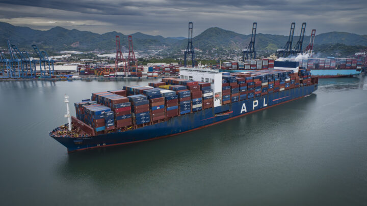 Aumenta casi 4% el movimiento de carga en Manzanillo